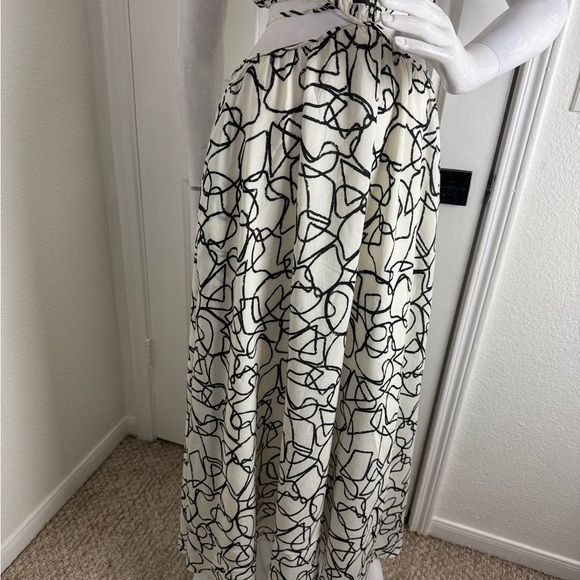 Astr Black and White Spaghetti Strap Maxi Sundress Size Small. A44 - Picture 6 of 17